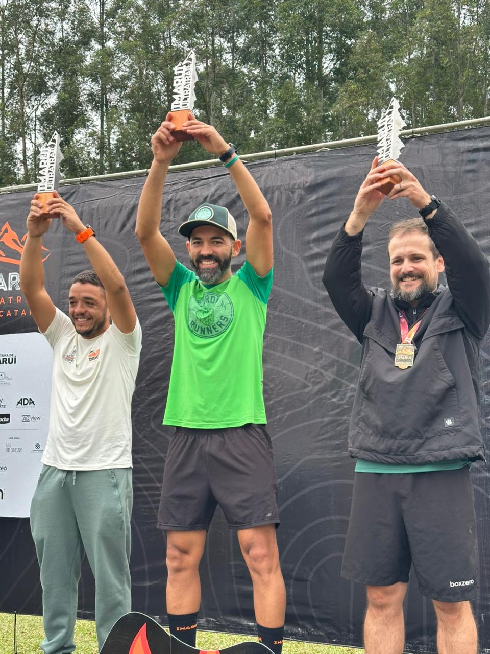 Atletas no pódio do Troféu Cidade de São Paulo